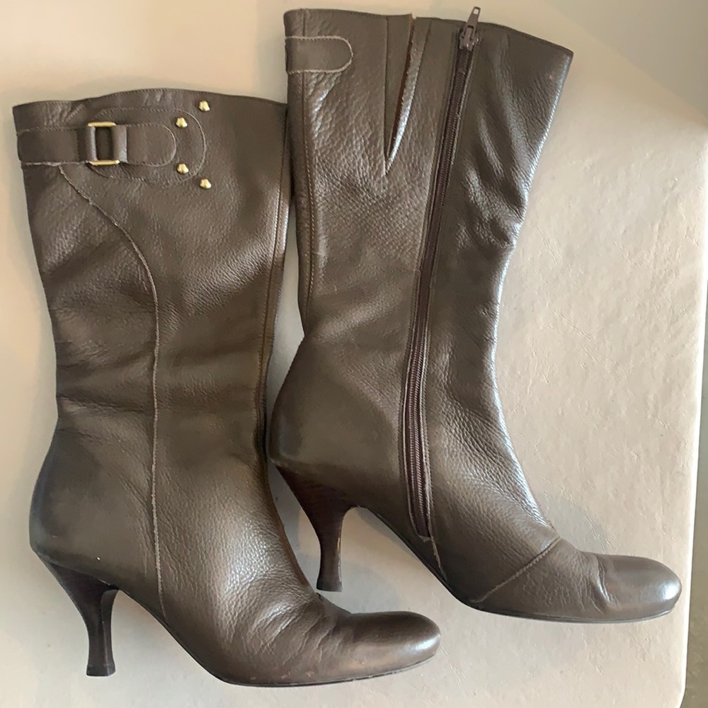 Soho Lab brown mid calf boots.